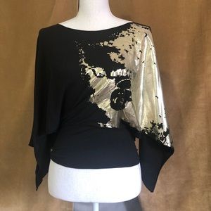 EUC Rachel Roy metallic gold print black shirt.